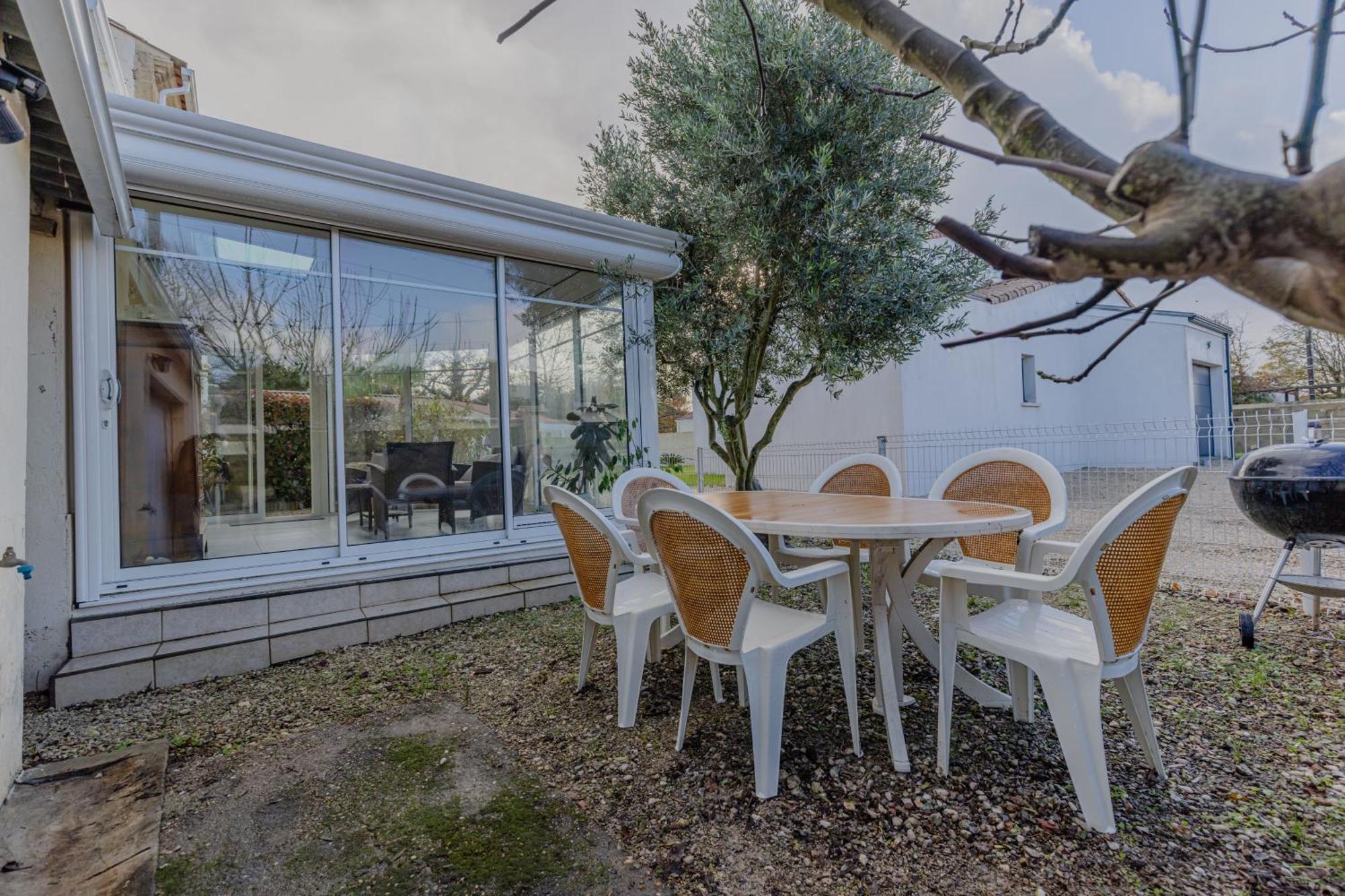 Charmante Maison Au Calme Royan Extérieur photo